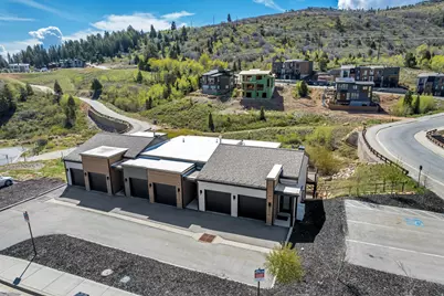 8210 N Toll Creek Ln, Park City, UT 84098 - Photo 2