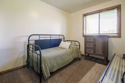 4123 S Vernal Ave, Vernal, UT 84078 - Photo 12