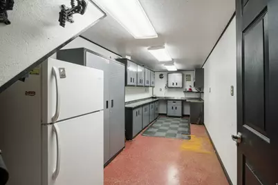 4123 S Vernal Ave, Vernal, UT 84078 - Photo 34