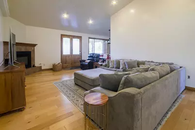 4123 S Vernal Ave, Vernal, UT 84078 - Photo 4