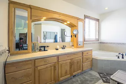 4123 S Vernal Ave, Vernal, UT 84078 - Photo 18
