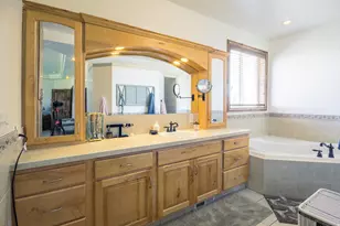 4123 S Vernal Ave, Vernal, UT 84078 - Photo 18