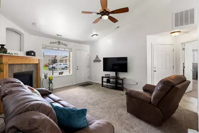 2180 W Craig Ln, Syracuse, UT 84075 - Photo 8