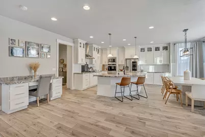 2479 S Honeysuckle Dr, Saratoga Springs, UT 84045 - Photo 6
