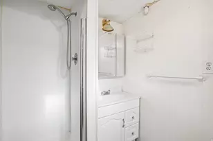 9270 S Jana Lee Dr, West Jordan, UT 84088 - Photo 36