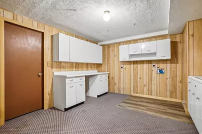 9270 S Jana Lee Dr, West Jordan, UT 84088 - Photo 32