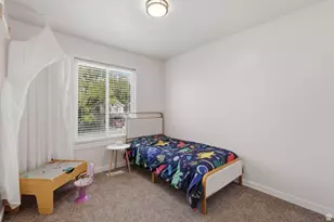 318 E 1700 S, Kaysville, UT 84037 - Photo 18