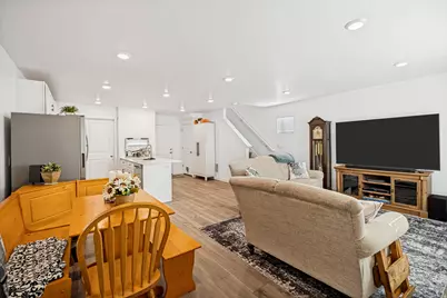 4064 S Pitchblack Ln W, Magna, UT 84044 - Photo 30