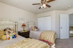 9876 S Spruce Dale Dr, South Jordan, UT 84095 - Photo 30