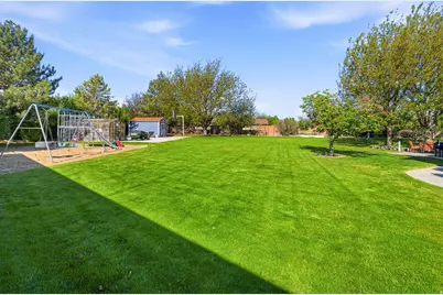 9876 S Spruce Dale Dr, South Jordan, UT 84095 - Photo 8