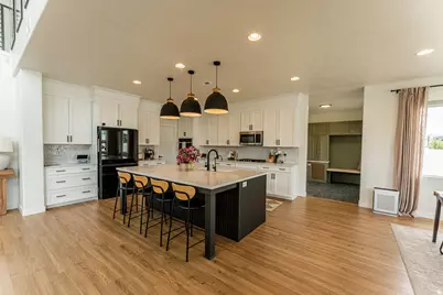 1022 S 950 W, American Fork, UT 84003 - Photo 4