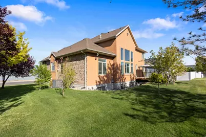 4077 S Pelican Ln, Saratoga Springs, UT 84045 - Photo 40
