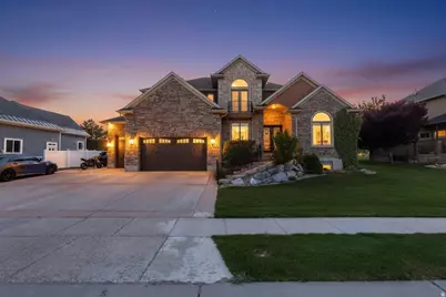 4077 S Pelican Ln, Saratoga Springs, UT 84045 - Photo 2
