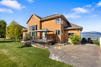 4077 S Pelican Ln, Saratoga Springs, UT 84045 - Photo 6