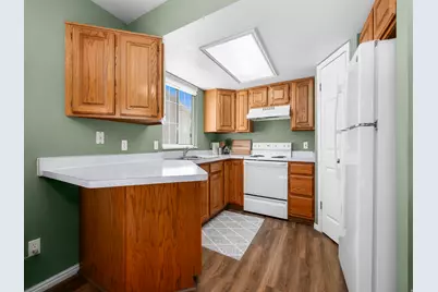 483 N Orem Blvd, Orem, UT 84057 - Photo 2