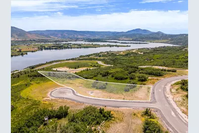 4720 E Osprey Ranch Dr #15, Eden, UT 84310 - Photo 2