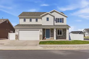 3458 S Gray Pne Ln, Syracuse, UT 84075 - Photo 1