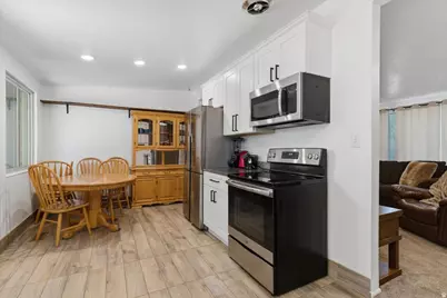 5680 S 2600 W #12, Roy, UT 84067 - Photo 10