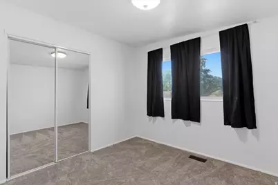 5680 S 2600 W #12, Roy, UT 84067 - Photo 18