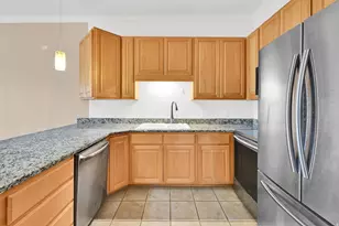 838 E South Temple S, Salt Lake City, UT 84102 - Photo 10