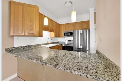 838 E South Temple S #409, Salt Lake City, UT 84102 - Photo 8