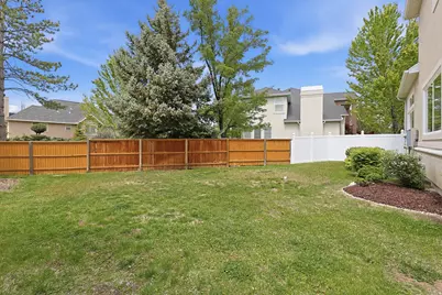 6614 Lindie Ct, Salt Lake City, UT 84121 - Photo 58