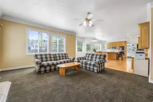 6614 Lindie Ct, Salt Lake City, UT 84121 - Photo 24