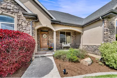 385 E 1000 S, Salem, UT 84653 - Photo 4