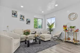 60 S Whiteside St, Layton, UT 84041 - Photo 4