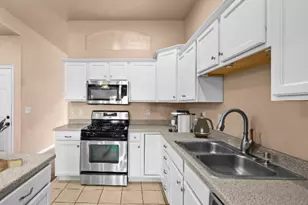 14926 S Ox Cart Ln, Draper, UT 84020 - Photo 2