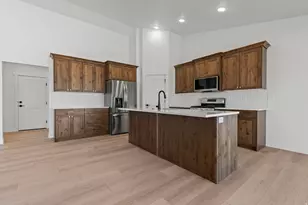 787 N 2450 W, Tremonton, UT 84337 - Photo 6