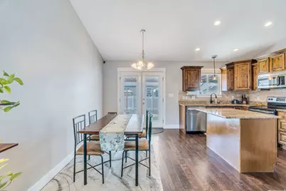2454 E Ox Yoke Dr, Eagle Mountain, UT 84005 - Photo 8