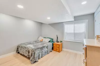 2454 E Ox Yoke Dr, Eagle Mountain, UT 84005 - Photo 24