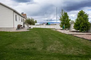 2887 S 350 W, Vernal, UT 84078 - Photo 10