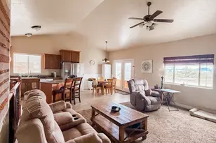 2887 S 350 W, Vernal, UT 84078 - Photo 18