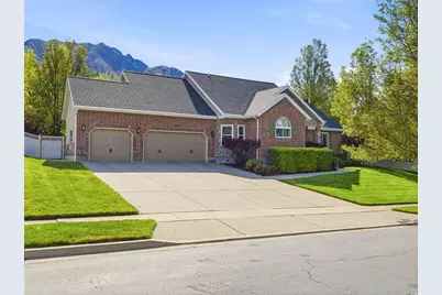 355 S Wood Dr E, Alpine, UT 84004 - Photo 2