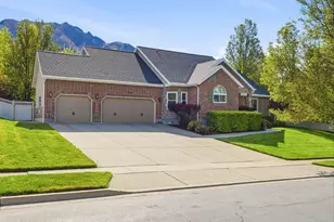 355 S Wood Dr E, Alpine, UT 84004 - Photo 2