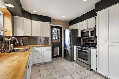 6924 S Hillside Cir, Cottonwood Heights, UT 84121 - Photo 14