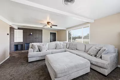 2036 W 1800 N, Farr West, UT 84404 - Photo 4