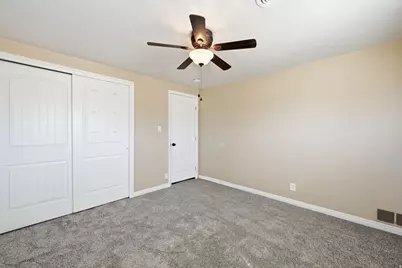 2036 W 1800 N, Farr West, UT 84404 - Photo 10