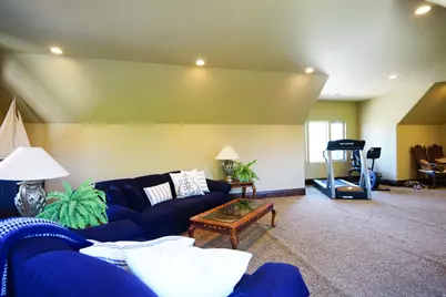 2054 E 6425 S, Holladay, UT 84121 - Photo 22