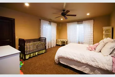 2054 E 6425 S, Holladay, UT 84121 - Photo 48