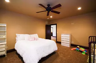 2054 E 6425 S, Holladay, UT 84121 - Photo 50