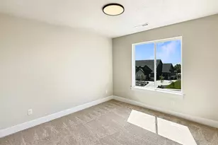 172 E 4100 St N, North Ogden, UT 84414 - Photo 18
