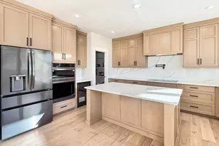 172 E 4100 St N, North Ogden, UT 84414 - Photo 2