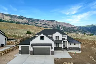172 E 4100 St N, North Ogden, UT 84414 - Photo 1