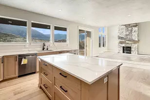 172 E 4100 St N, North Ogden, UT 84414 - Photo 4