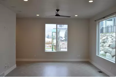 986 W Vista Ridge Dr N, Lehi, UT 84043 - Photo 14