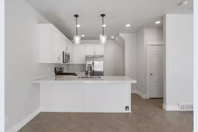 986 W Vista Ridge Dr N, Lehi, UT 84043 - Photo 2