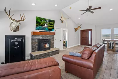 1588 W Rim Rock Dr, Stockton, UT 84071 - Photo 4